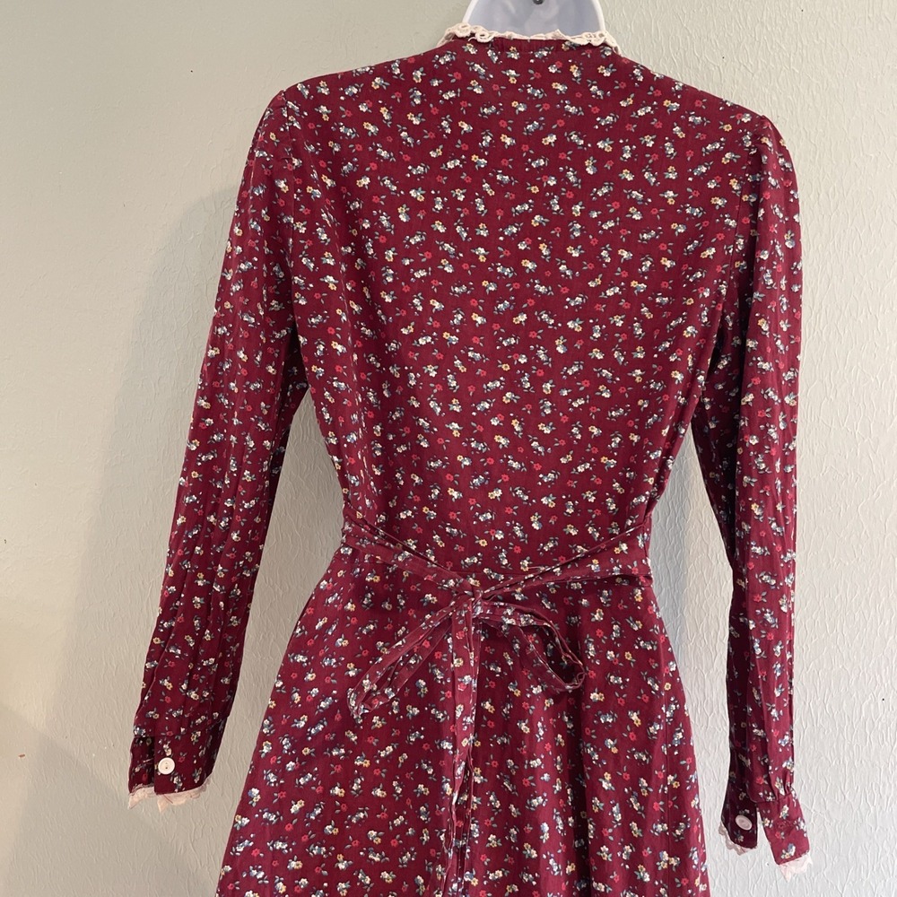 1970s Gunne Sax Prairie Dress Red Calico Floral Long Sleeve Midi Cottage Sz 9/10 - Picture 8 of 11